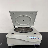 Eppendorf 5810 Centrifuge image 3